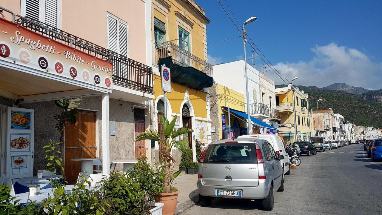 Lipari Blu Apartment Bagian luar foto