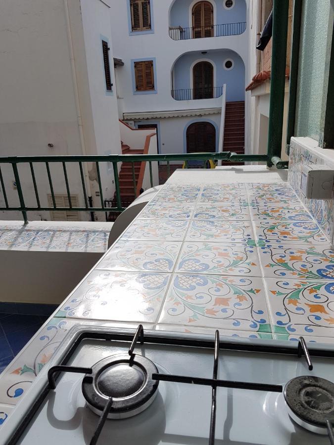 Lipari Blu Apartment Bagian luar foto