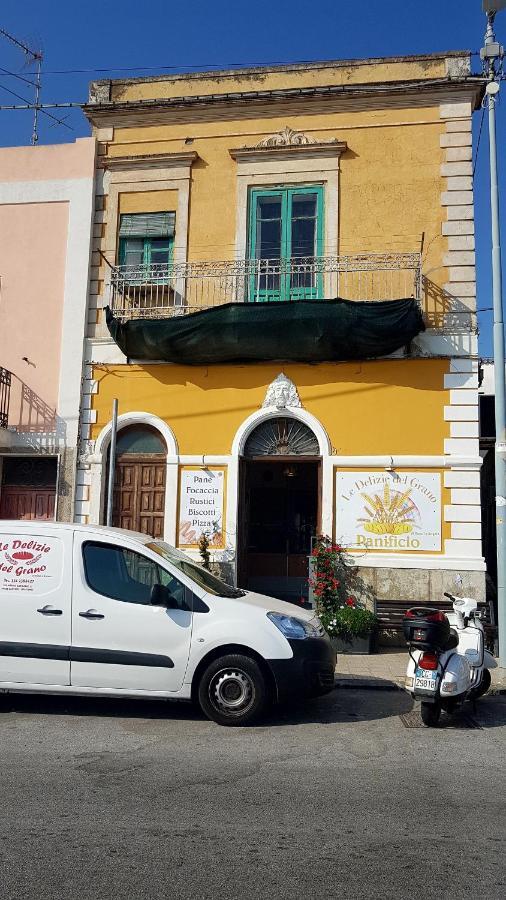 Lipari Blu Apartment Bagian luar foto